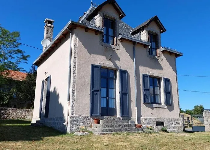 Holiday home La Maison D'aurelles Chaulhac